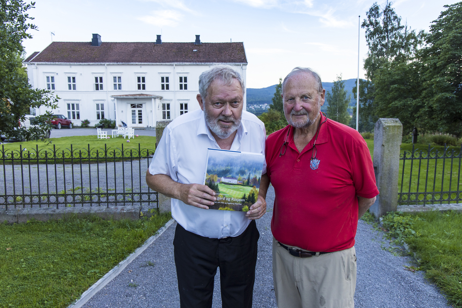 Aas gaard og Råsjøen